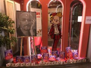 Vitrine hommage a tome